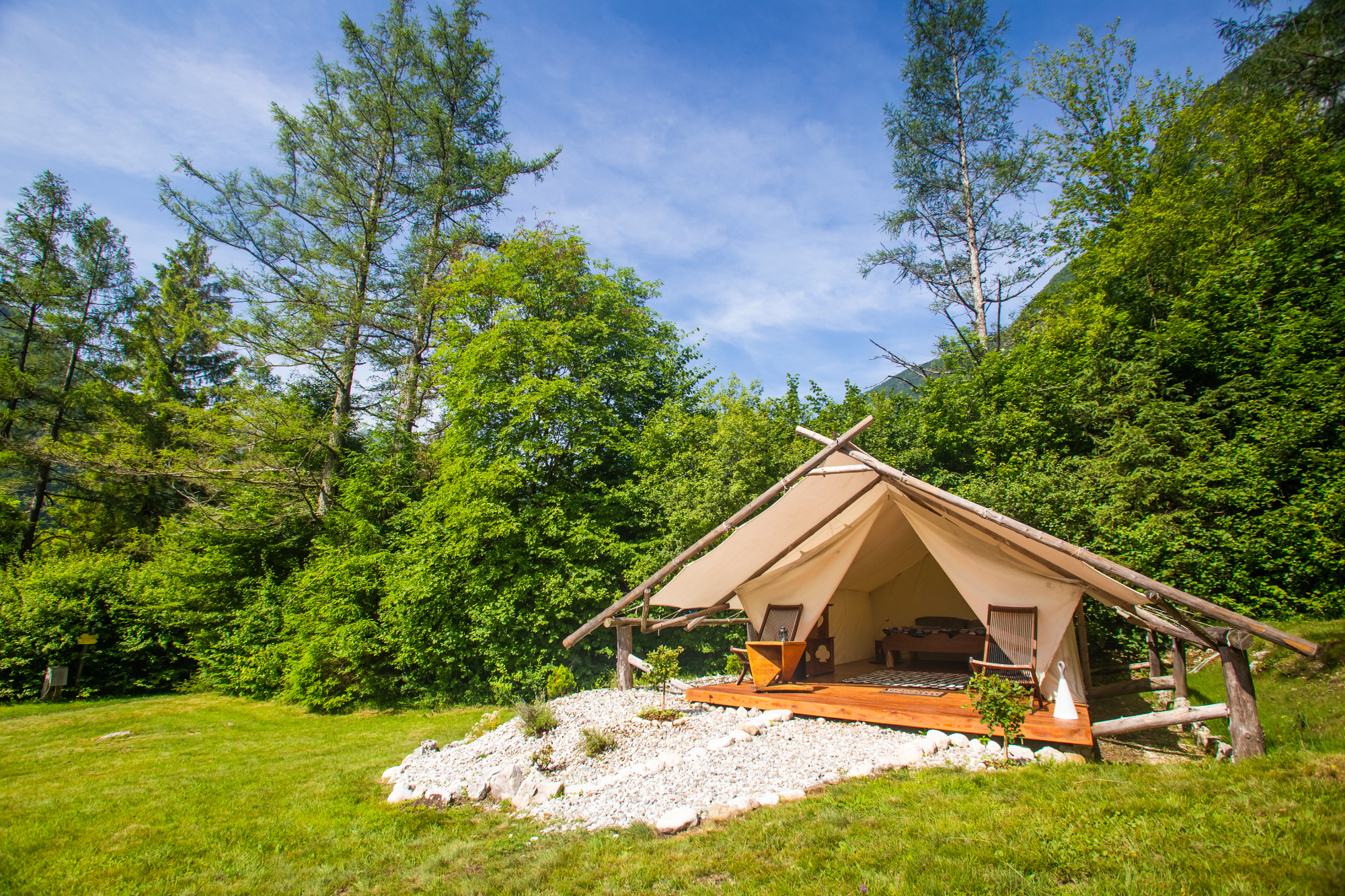 Zelo velika izbira glamping slovenija v zelo raznoliki naravi